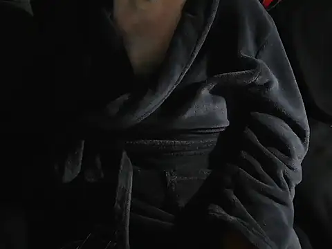 onkelgrau65 online show from November 2025 01:39:02 AM