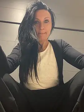 Luna-77 online show from February 2026 03:04:02 AM