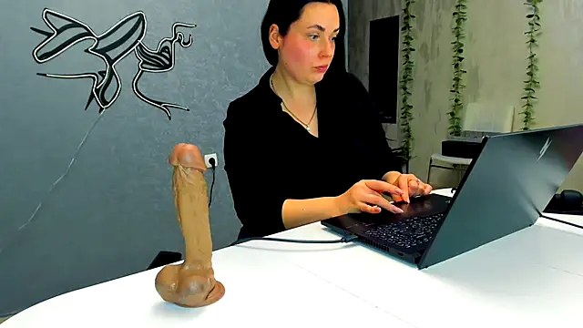 Snapshot of WorshipLilit chatting on November 2025 08:08:01 PM WorshipLilit online show from November 2025 08:08:01 PM