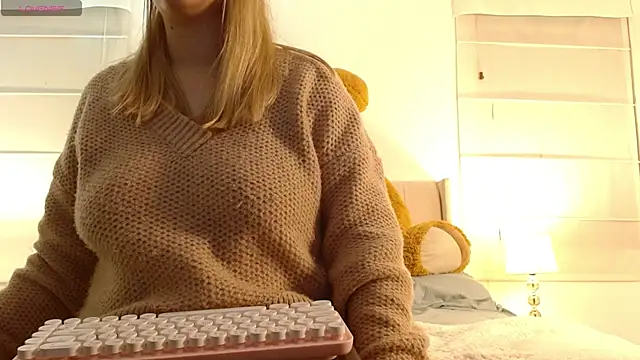 Snapshot of thamarajane chatting on January 2025 11:27:02 PM thamarajane online show from January 2025 11:27:02 PM