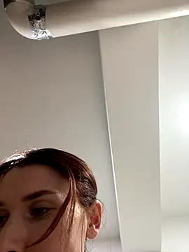 Cameron diazz online show from November 2025 06:29:02 PM