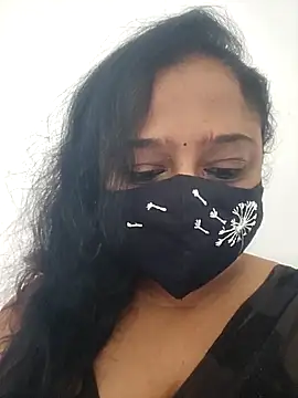 sexynayan23 online show from October 2025 05:06:01 AM