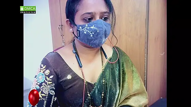 sexynayan23 online show from December 2025 05:10:01 AM