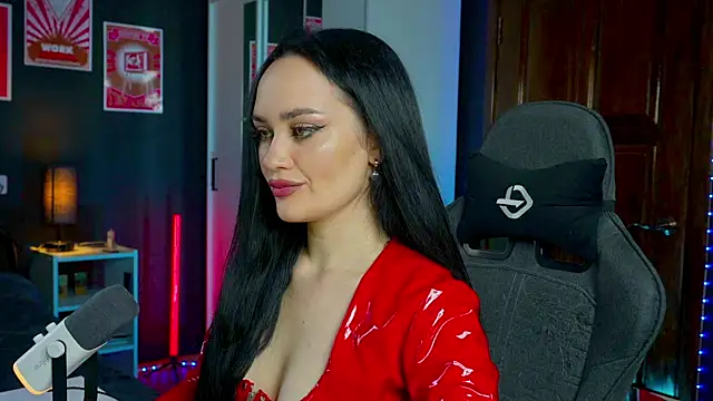 QueenAliss online show from October 2025 06:23:02 AM