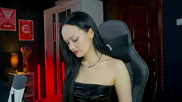 QueenAliss online show from March 2026 05:21:02 AM