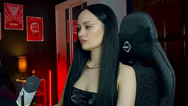 QueenAliss online show from March 2026 06:24:02 AM