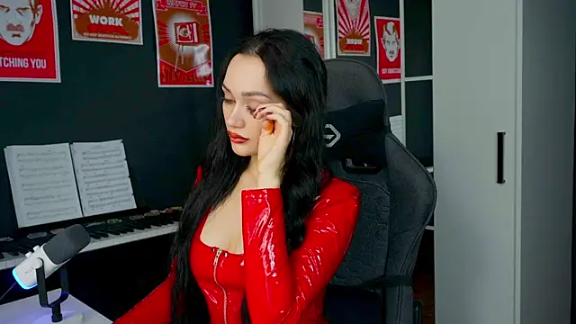 QueenAliss online show from September 2025 02:56:02 AM