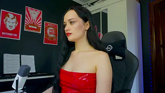 QueenAliss online show from September 2025 05:25:02 AM