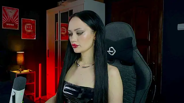 QueenAliss online show from March 2026 05:32:02 AM