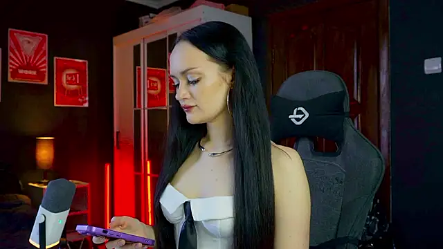 QueenAliss online show from February 2026 08:27:02 AM