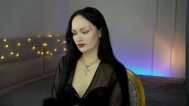 QueenAliss online show from May 2026 06:45:02 AM
