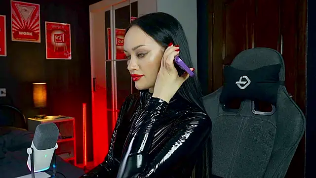 QueenAliss online show from February 2026 08:33:02 AM