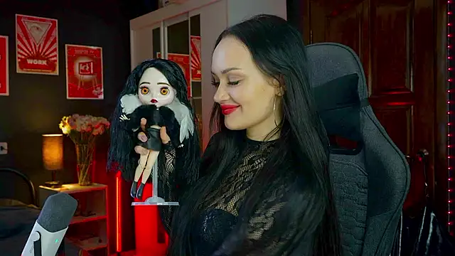 QueenAliss online show from February 2026 07:42:01 AM