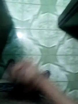 Snapshot of Emanuel45js chatting on November 2025 02:38:02 AM Emanuel45js online show from November 2025 02:38:02 AM