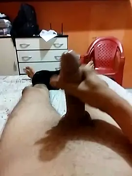 Snapshot of Emanuel45js chatting on March 2025 02:15:02 AM Emanuel45js online show from March 2025 02:15:02 AM