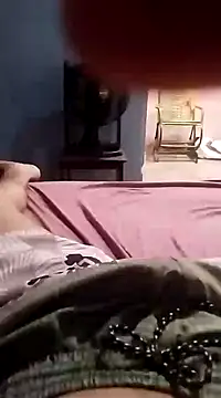 Snapshot of Emanuel45js chatting on January 2025 01:03:02 PM Emanuel45js online show from January 2025 01:03:02 PM