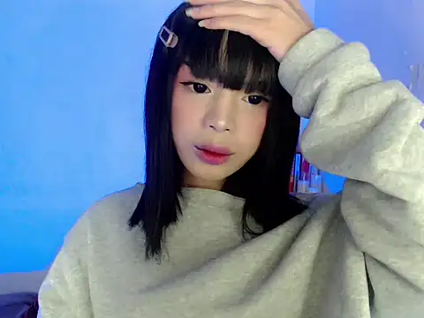 SweetCheska19 online show from May 2026 01:04:02 PM