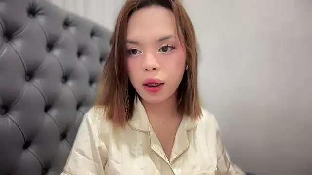 Snapshot of SweetCheska19 chatting on December 2025 08:07:01 AM SweetCheska19 online show from December 2025 08:07:01 AM