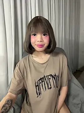 Snapshot of SweetCheska19 chatting on September 2025 08:31:01 PM SweetCheska19 online show from September 2025 08:31:01 PM