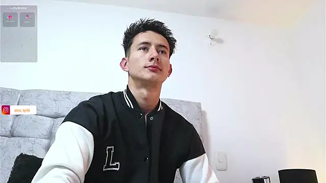 Snapshot of _Alexxx chatting on February 2025 11:06:01 PM Alexxx online show from February 2025 11:06:01 PM