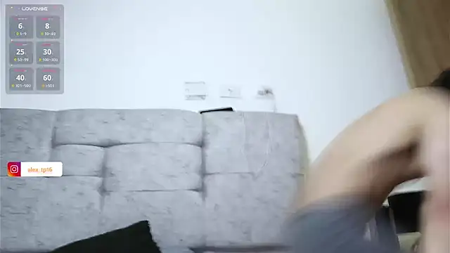 Snapshot of _Alexxx chatting on October 2025 12:47:01 AM Alexxx online show from October 2025 12:47:01 AM