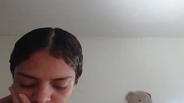 ValienteGirl  online show from February 2026 12:52:01 AM