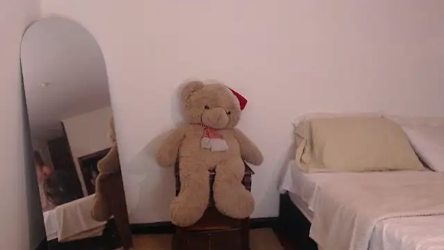 ValienteGirl  online show from March 2026 03:32:01 AM