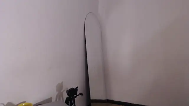 ValienteGirl  online show from April 2026 03:52:01 AM