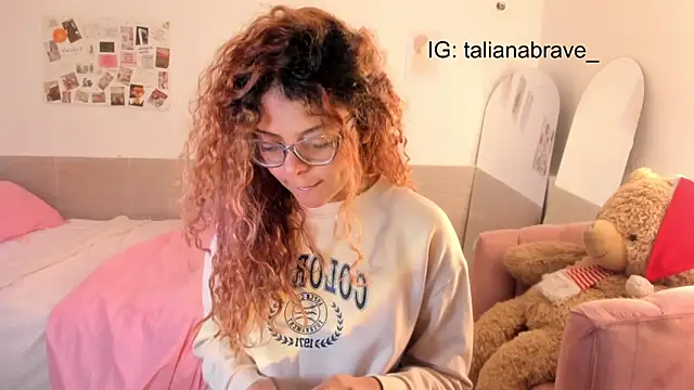 ValienteGirl  online show from September 2025 03:23:01 AM