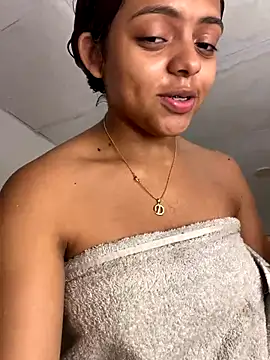 ValienteGirl  online show from November 2025 03:33:02 AM