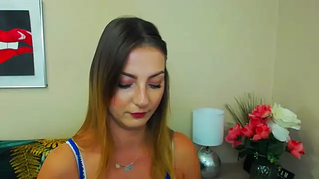 Snapshot of NatalieSexy chatting on February 2025 10:19:01 AM NatalieSexy online show from February 2025 10:19:01 AM