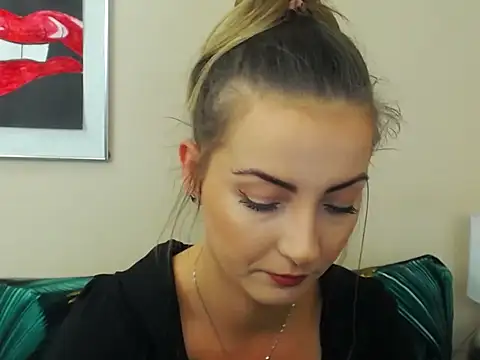 NatalieSexy online show from October 2025 07:18:01 AM