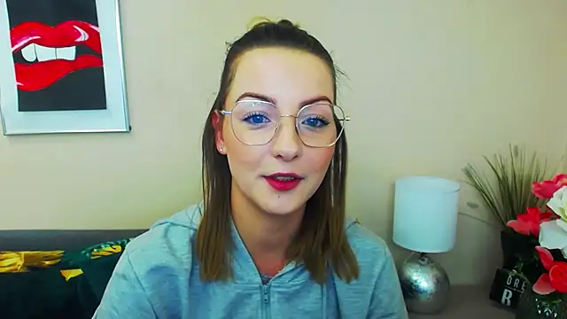 Snapshot of NatalieSexy chatting on February 2025 07:12:02 AM NatalieSexy online show from February 2025 07:12:02 AM