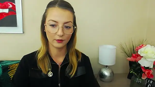 Snapshot of NatalieSexy chatting on January 2025 07:18:01 AM NatalieSexy online show from January 2025 07:18:01 AM