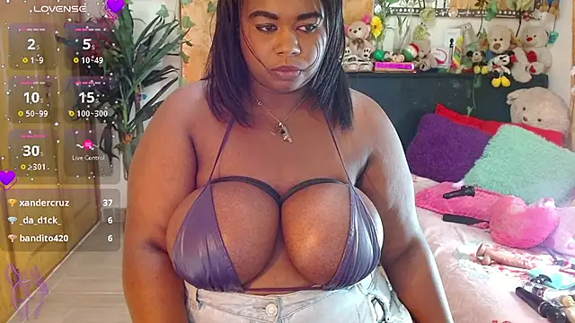 Snapshot of anai_valentinex chatting on January 2025 11:35:02 PM anai valentinex online show from January 2025 11:35:02 PM