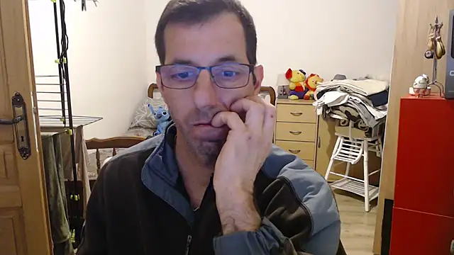 steph19x5 online show from March 2026 06:19:02 PM