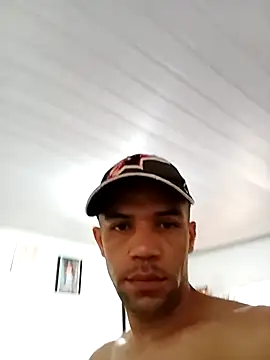 Snapshot of MAGOMagro18Cm chatting on February 2026 05:48:02 PM MAGOMagro18Cm online show from February 2026 05:48:02 PM