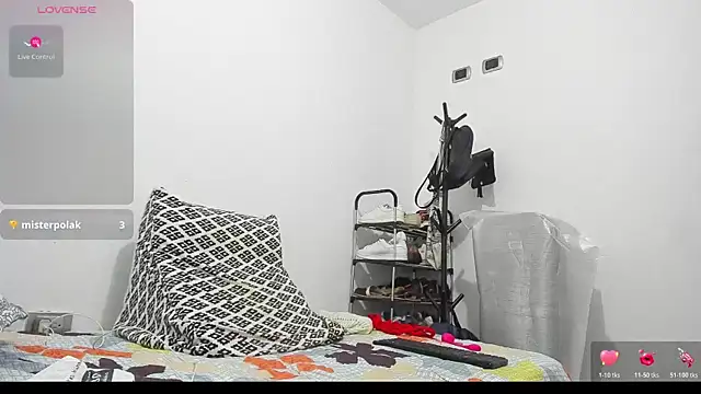 perla jeff online show from December 2025 10:32:02 PM