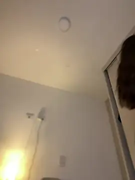 Little Amber6 online show from March 2026 11:43:02 PM