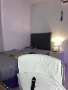 Snapshot of Little_Amber6 chatting on December 2025 09:41:01 PM Little Amber6 online show from December 2025 09:41:01 PM