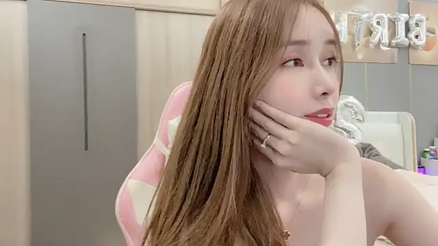 ANNA102 online show from March 2025 08:43:01 AM