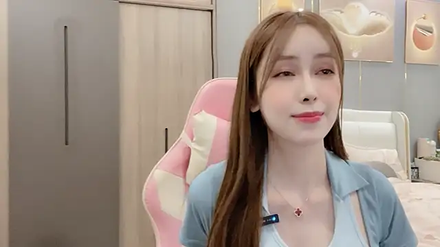 ANNA102 online show from January 2025 03:50:01 PM