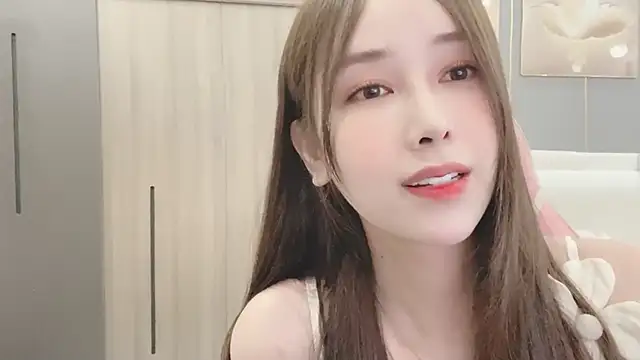 ANNA102 online show from October 2025 02:17:02 PM