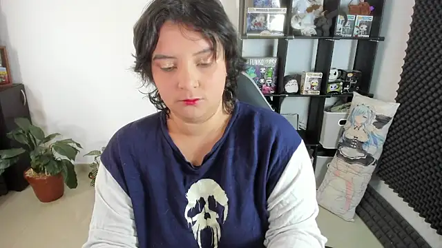 aika-dreams online show from January 2025 12:43:01 PM