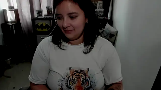 Snapshot of aika-dreams chatting on June 2026 02:39:02 PM aika-dreams online show from June 2026 02:39:02 PM