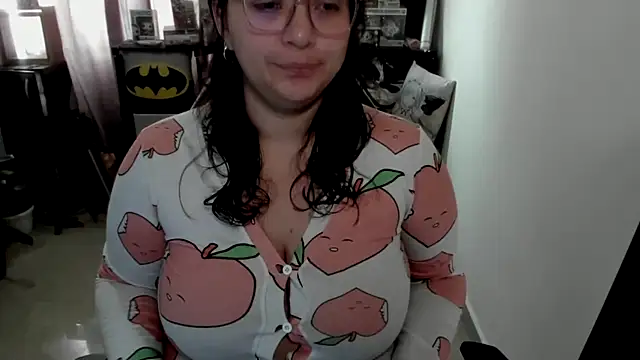 Snapshot of aika-dreams chatting on June 2026 02:18:02 PM aika-dreams online show from June 2026 02:18:02 PM