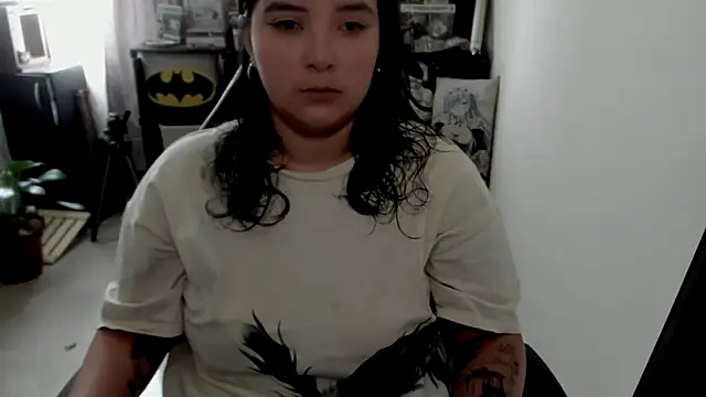 aika-dreams online show from March 2026 01:45:01 PM