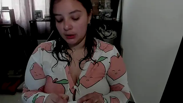 aika-dreams online show from May 2026 01:19:01 PM