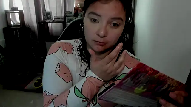aika-dreams online show from May 2026 01:40:02 PM