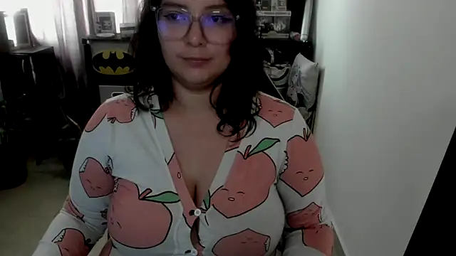 aika-dreams online show from May 2026 04:04:02 PM